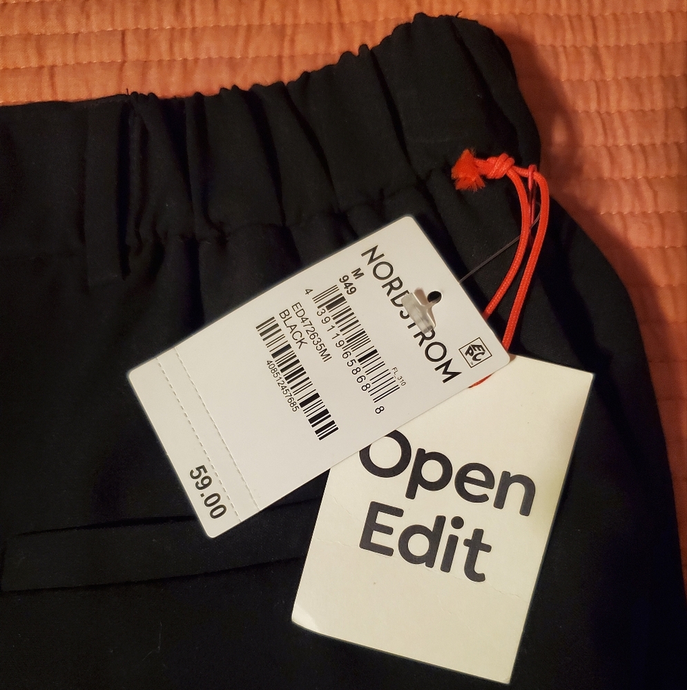 Nordstrom size M black wife leg dress pants